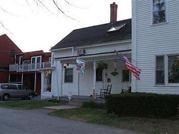 Farmstead Bed And Breakfast Eliot Exterior photo